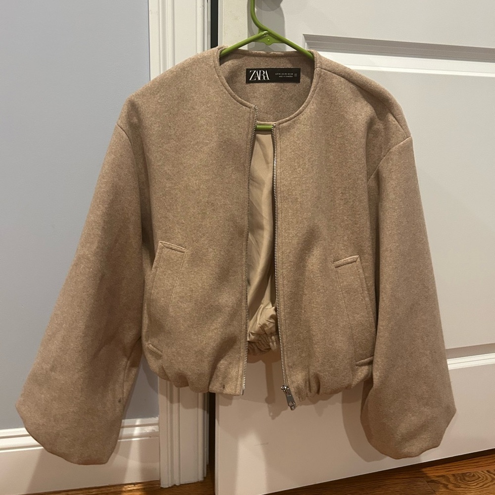 Zara puff sleeve bomber jacket. NWOT